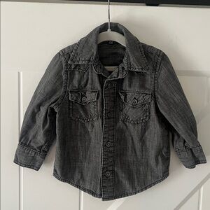 Boys Baby Gap button up shirt 12-18 months